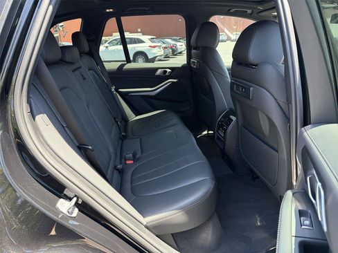 Used 2022 BMW X5 sDrive40i RWD image 14