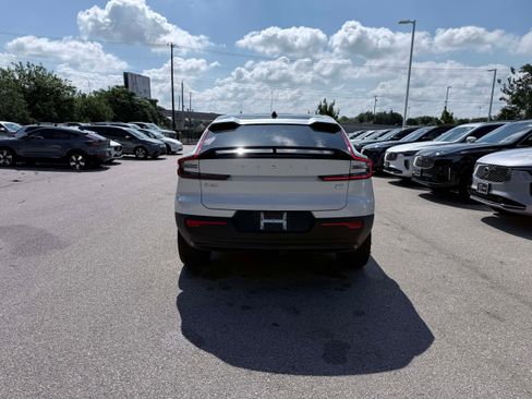 Certified 2023 Volvo C40 P8 Recharge Plus AWD/4WD image 5
