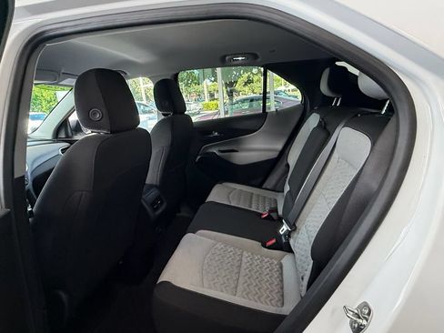 Used 2024 Chevrolet Equinox LS w/ LS Convenience Package FWD image 12