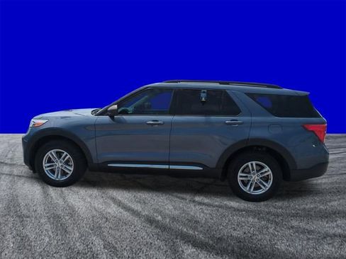Certified 2021 Ford Explorer XLT w/ Class III Trailer Tow Package AWD/4WD image 7
