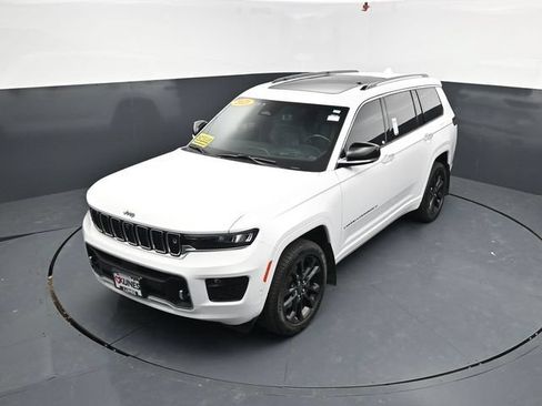Used 2021 Jeep Grand Cherokee L Overland w/ Advanced Protech Group III AWD/4WD image 59