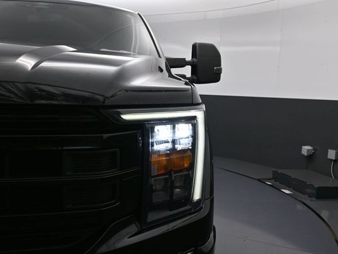 Used 2022 Ford F150 XLT w/ Equipment Group 302A High AWD/4WD image 11