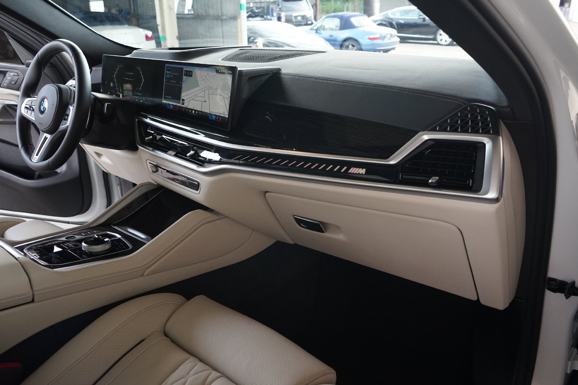 Used 2026 BMW X6 M60i AWD/4WD image 5