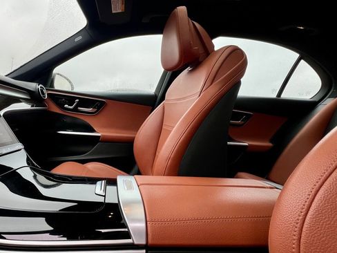 Certified 2022 Mercedes-Benz C 300 4MATIC Sedan image 13