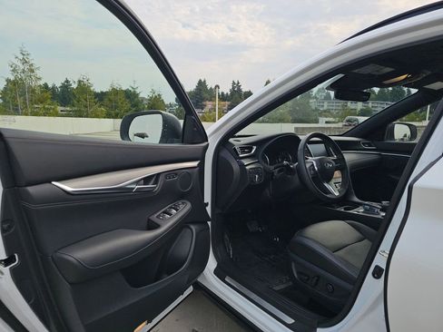 Certified 2025 INFINITI QX55 Luxe w/ Cargo Package image 23