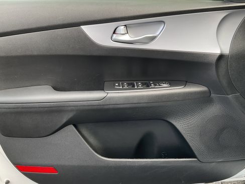 Used 2024 Kia Forte LXS image 25