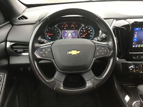 Used 2022 Chevrolet Traverse LT image 13