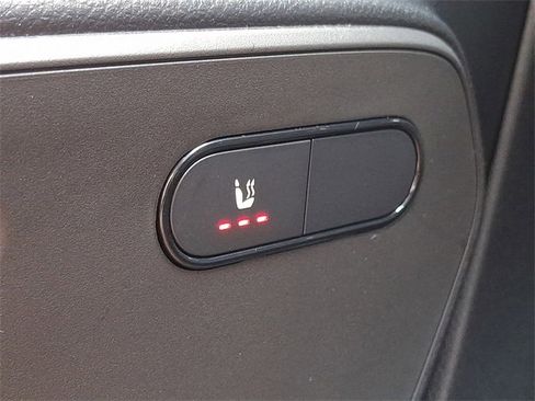 Used 2025 Mercedes-Benz Sprinter 2500 image 24