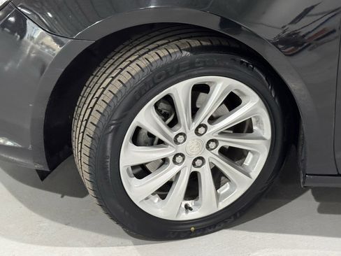 Used 2016 Buick LaCrosse Leather image 41