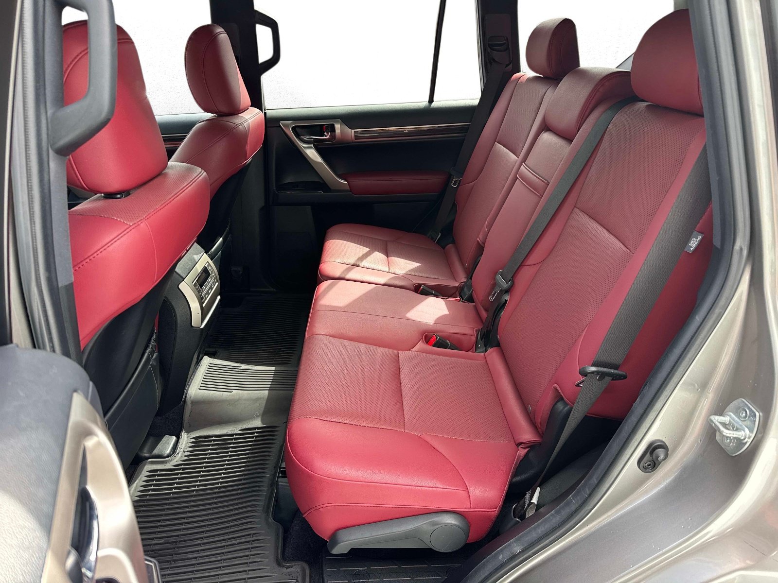 Used 2021 Lexus GX 460 Premium w/ Premium Package AWD/4WD image 13