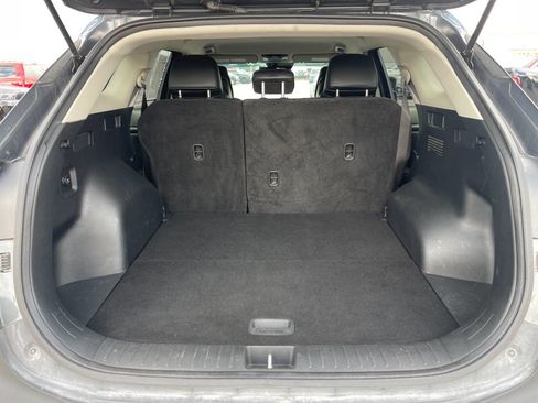 Used 2024 Kia Sportage EX FWD image 17