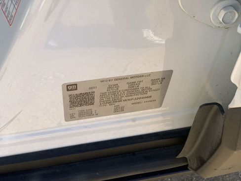 Certified 2023 Chevrolet Traverse LT FWD image 32