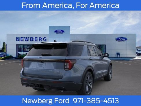 New 2025 Ford Explorer ST-Line w/ Premium Package AWD/4WD image 8