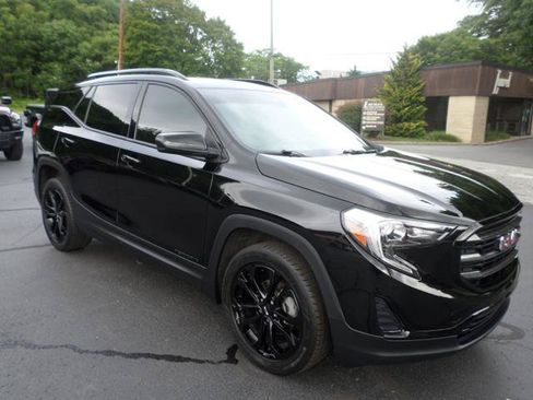 Used 2020 GMC Terrain SLE w/ Driver Convenience Package AWD/4WD image 1