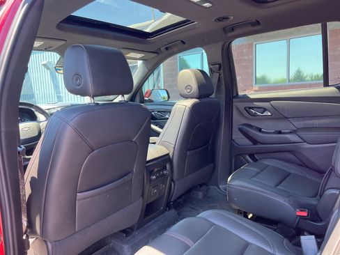 Used 2023 Chevrolet Traverse RS w/ LPO, Floor Liner Package AWD/4WD image 24