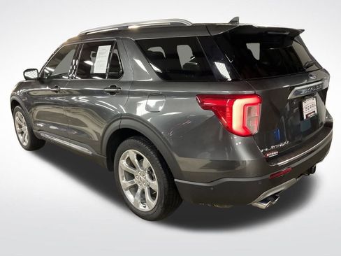 Used 2020 Ford Explorer Platinum w/ Premium Technology Package image 3