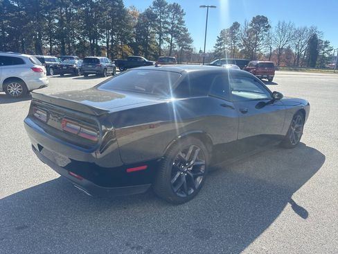 Used 2022 Dodge Challenger GT w/ Blacktop Package image 7
