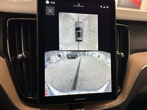 New 2026 Volvo XC60 T8 Plus w/ Protection Package Premier image 18