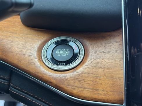 Used 2022 Jeep Grand Cherokee Summit image 29