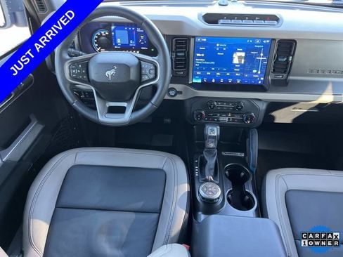 Used 2022 Ford Bronco Wildtrak AWD/4WD image 13