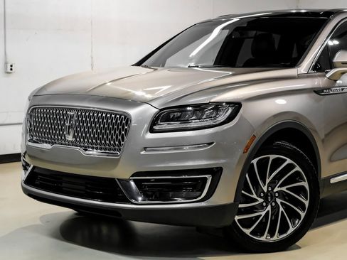 Used 2019 Lincoln Nautilus Reserve image 6