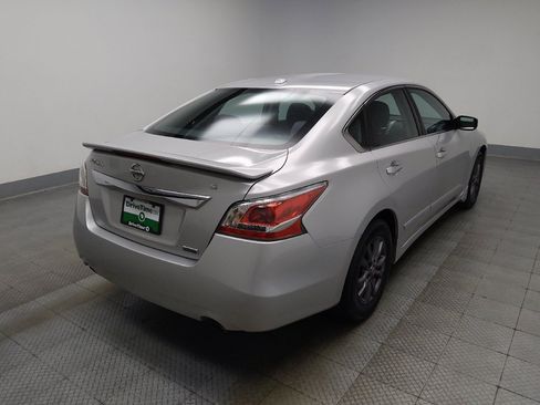Used 2015 Nissan Altima 2.5 S w/ Special Edition Package FWD image 9