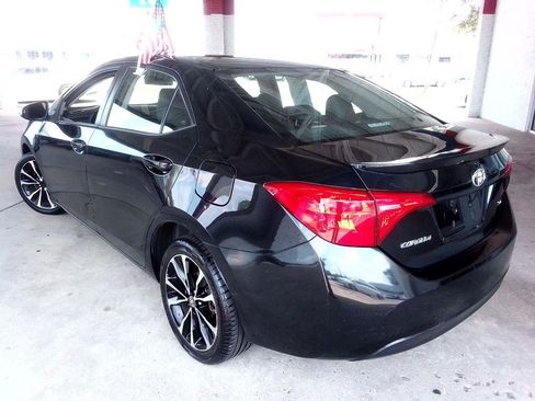 Used 2017 Toyota Corolla SE FWD image 4