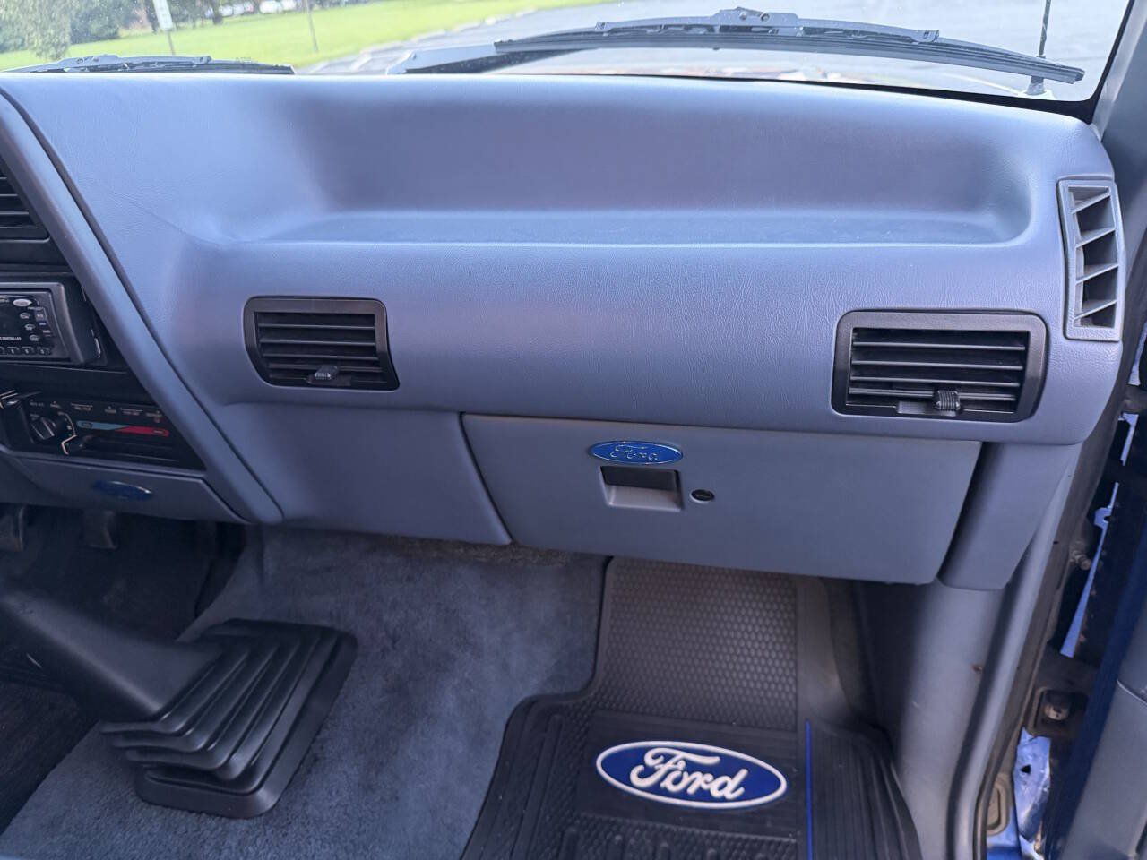 Used 1990 Ford Bronco II 2WD image 28