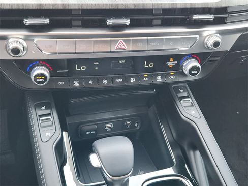 New 2025 Kia Telluride EX w/ EX Captain's Chair Package image 15