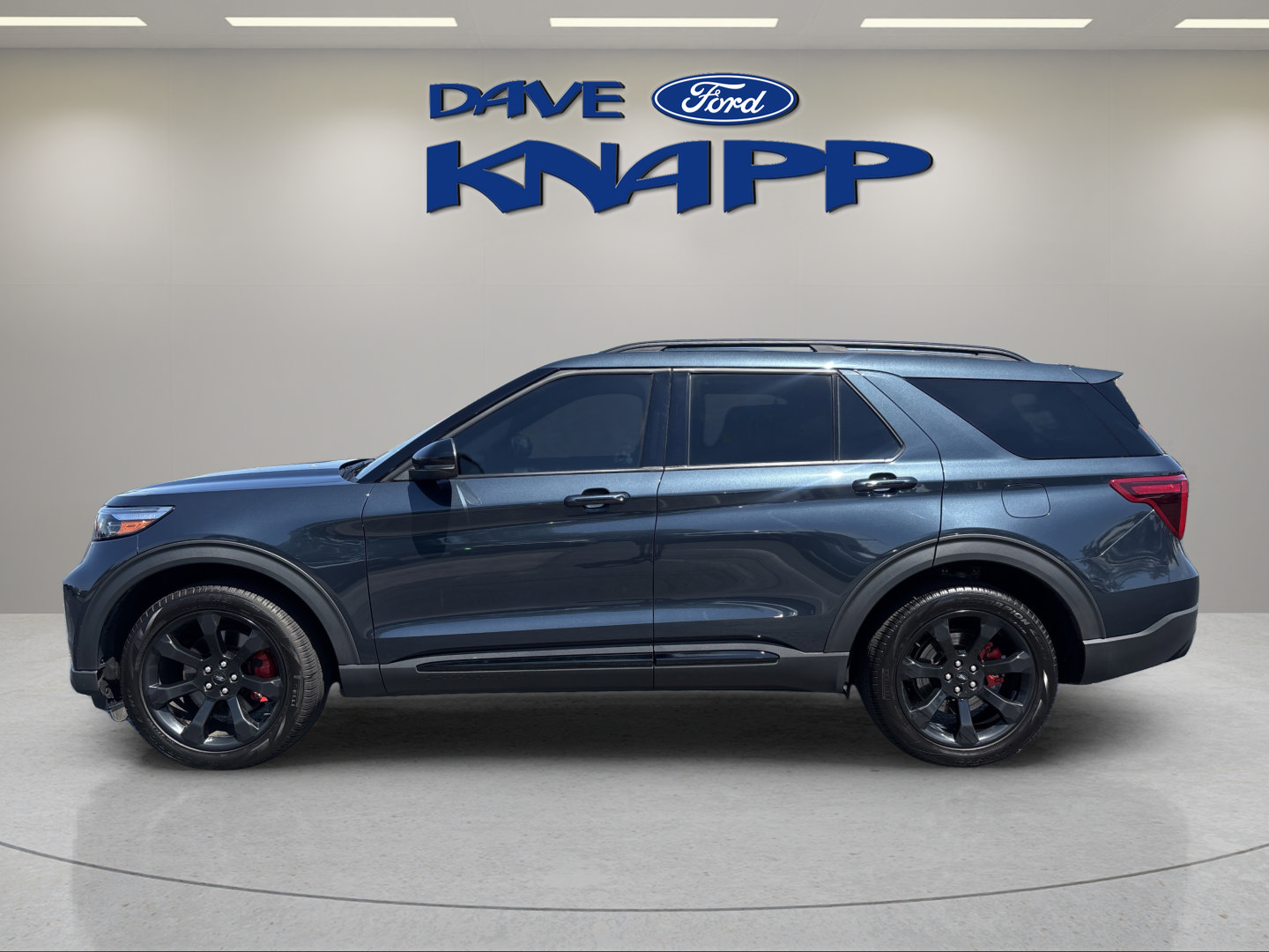 Used 2023 Ford Explorer ST w/ Equipment Group 401A AWD/4WD image 4