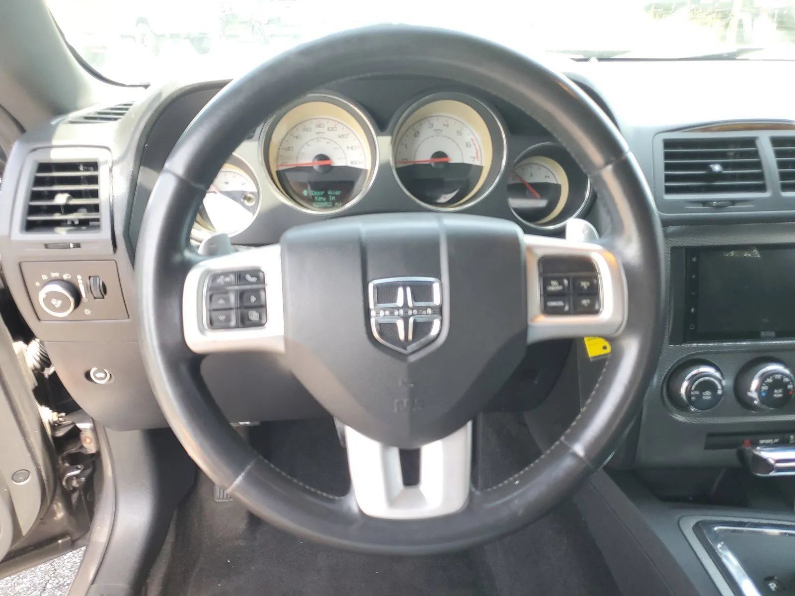 Used 2014 Dodge Challenger R/T RWD image 18