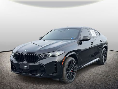 Used 2024 BMW X6 xDrive40i w/ Executive Package image 7