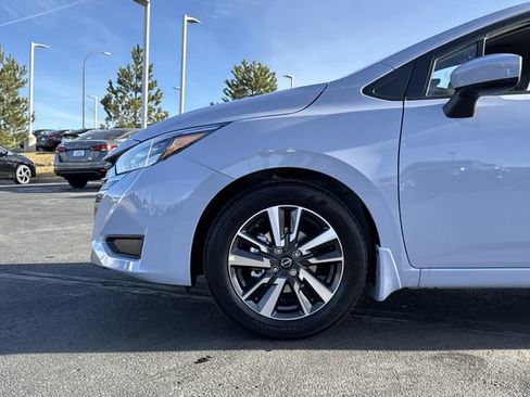 Used 2025 Nissan Versa SV w/ Trunk Package image 9