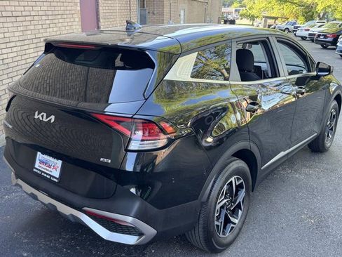 Used 2025 Kia Sportage LX AWD/4WD image 19
