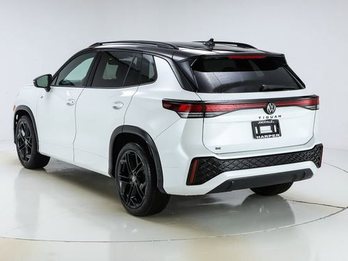 New 2026 Volkswagen Tiguan SE R-Line image 46