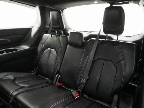 New 2026 Chrysler Pacifica Select FWD image 16