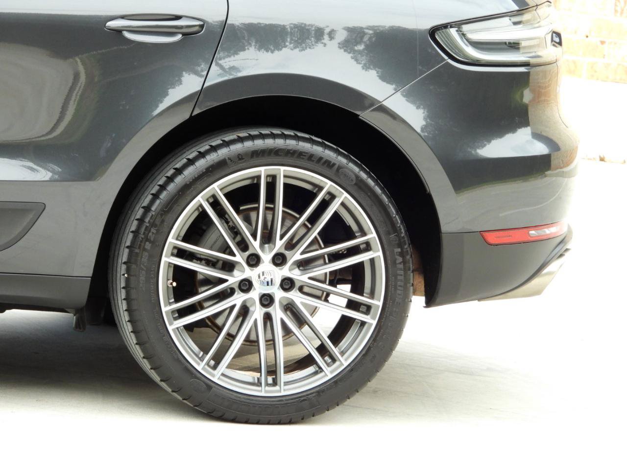 Used 2020 Porsche Macan S AWD/4WD image 24