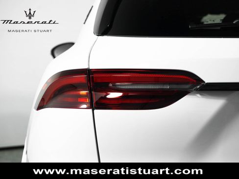 New 2025 Maserati Grecale Modena AWD/4WD image 12
