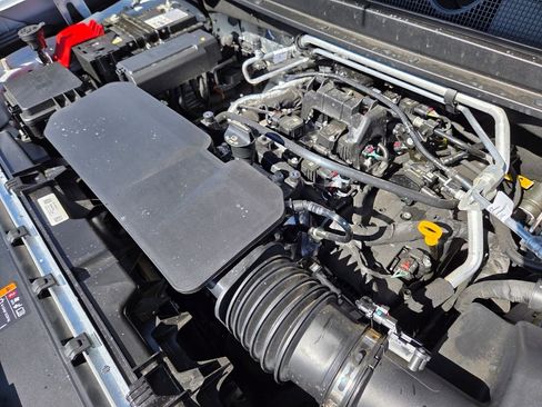 Used 2026 GMC Canyon AT4 image 22