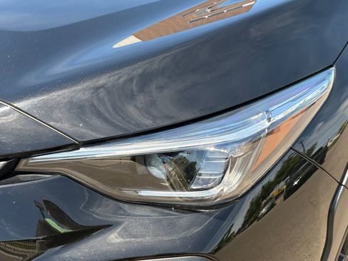 Certified 2025 Subaru Crosstrek 2.5i Limited AWD/4WD image 9