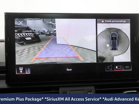 Used 2022 Audi SQ5 Premium Plus w/ Premium Plus Package image 9