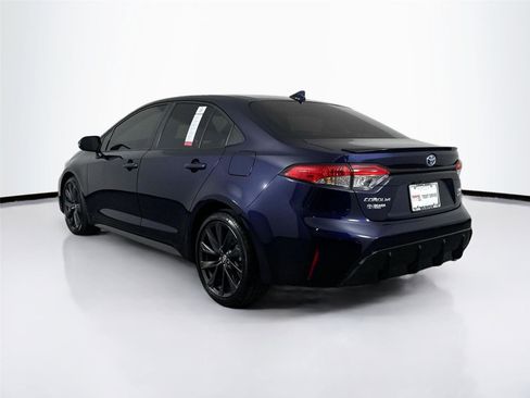 Certified 2023 Toyota Corolla SE image 2