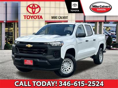 Used 2025 Chevrolet Colorado W/T w/ Advanced Trailering Package