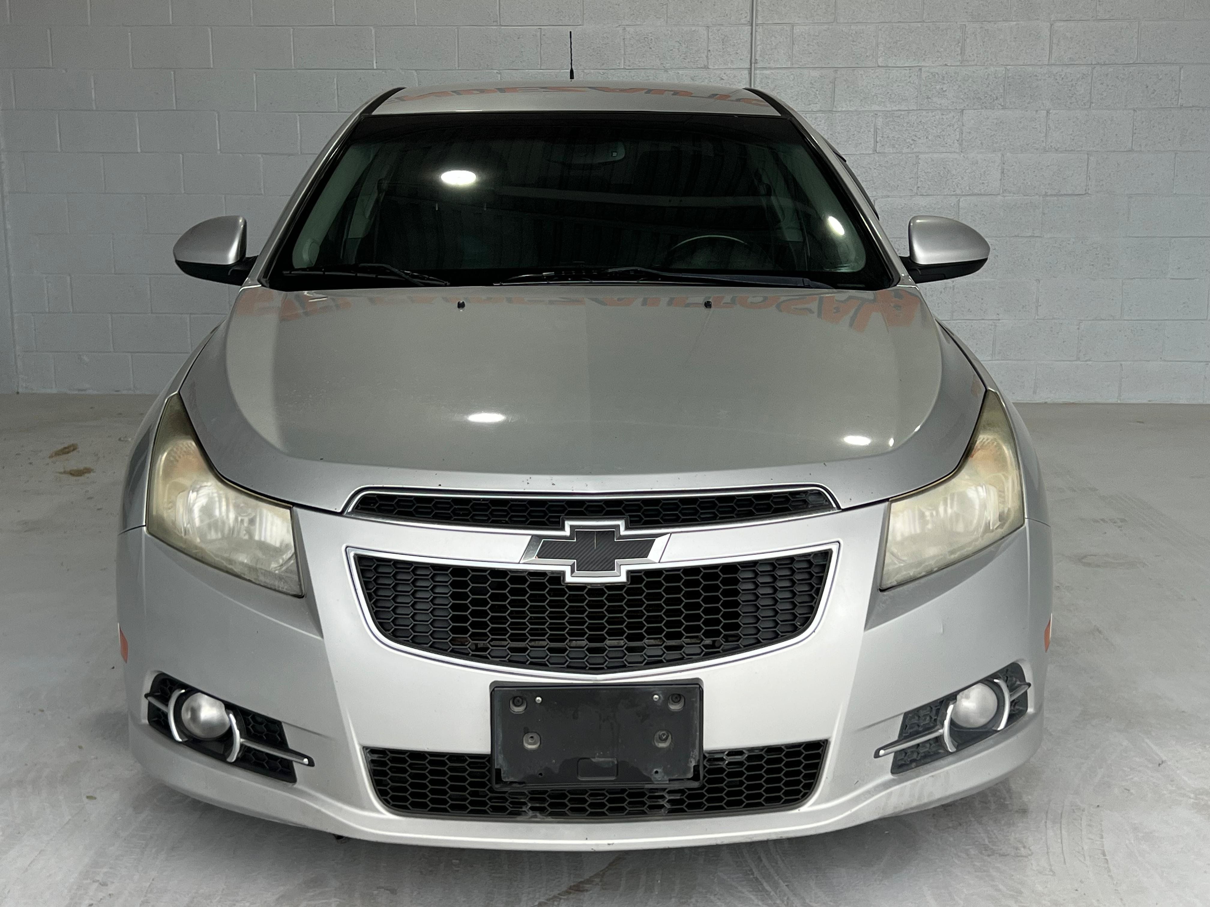 Used 2013 Chevrolet Cruze LT w/ RS Package FWD image 8