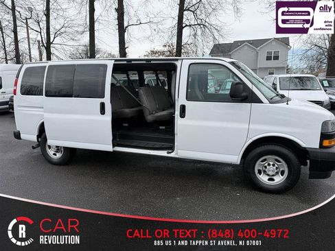 Used 2023 Chevrolet Express 3500 LS image 8