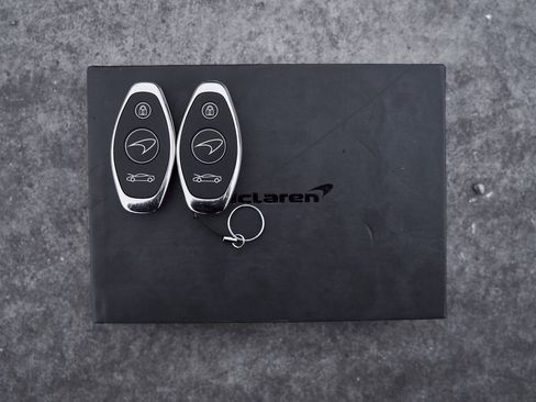 Used 2024 McLaren 750S Spider image 75