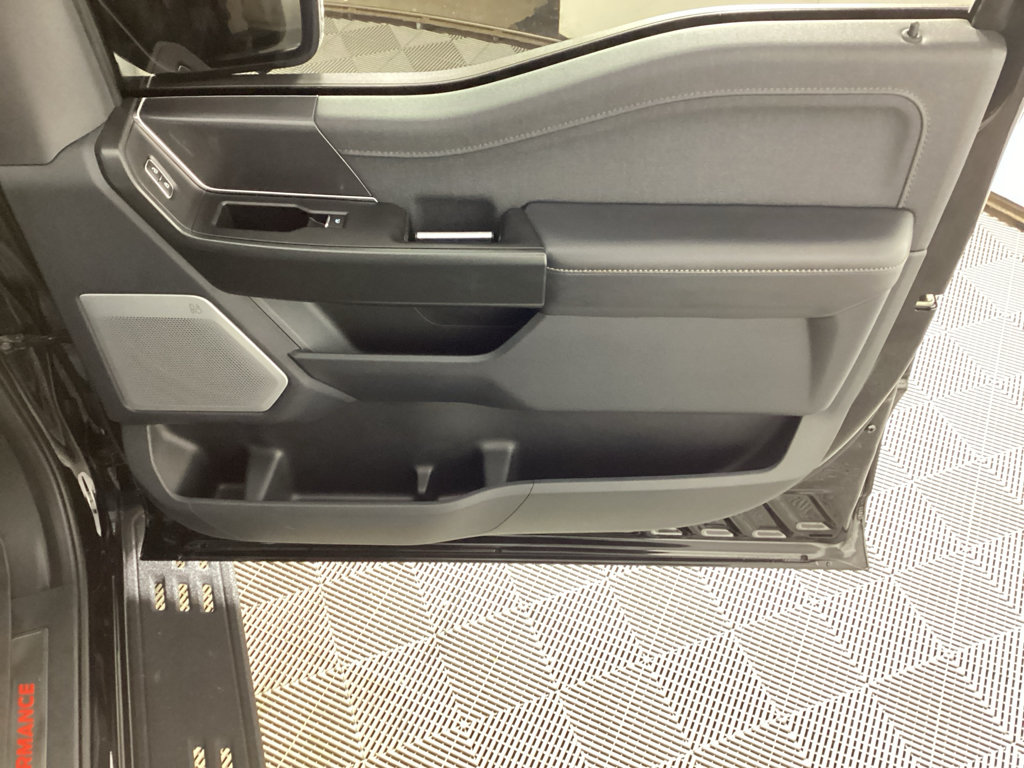 Used 2023 Ford F150 Raptor AWD/4WD image 10