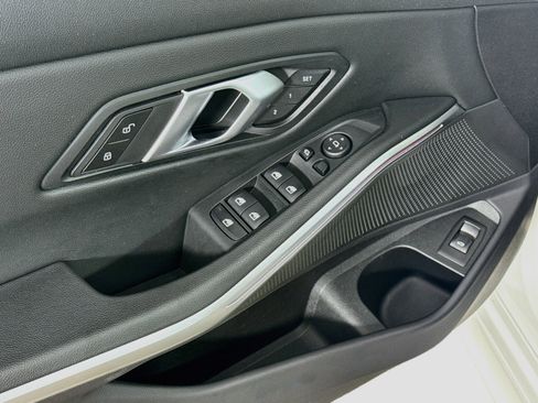 Used 2026 BMW 330i xDrive Sedan AWD/4WD image 24