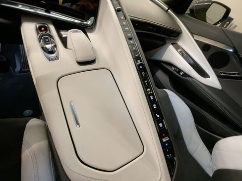 Used 2023 Chevrolet Corvette Stingray Preferred Conv w/ Z51 Performance Package image 15