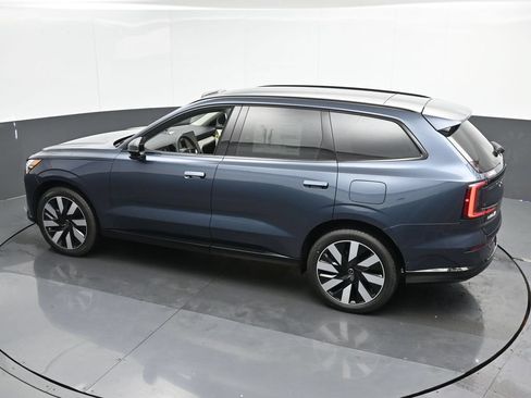New 2025 Volvo EX90 Ultra AWD/4WD image 30